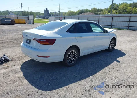 2019 Volkswagen Jetta 1.4T R-Line/1.4T S/1.4T Se z USA, uszkodzony, nr VIN 3VWC57BU9KM160897